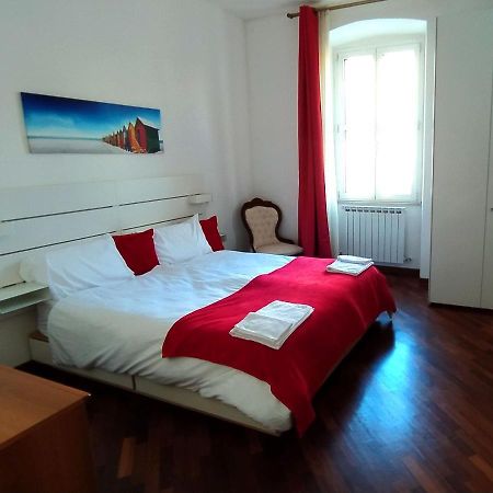 Stanza Con Bagno Ed Accesso Privati Hotell Trieste Exteriör bild