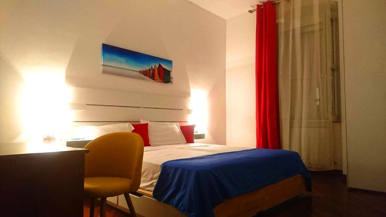 Stanza Con Bagno Ed Accesso Privati Hotell Trieste Exteriör bild